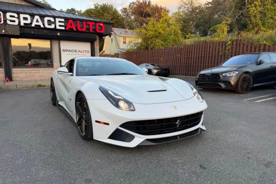 2014 Ferrari F12berlinetta - Image 5 of 11