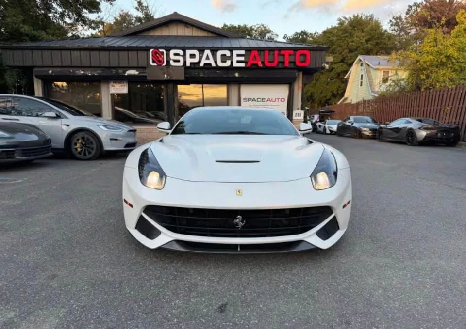 2014 Ferrari F12berlinetta - Image 3 of 11