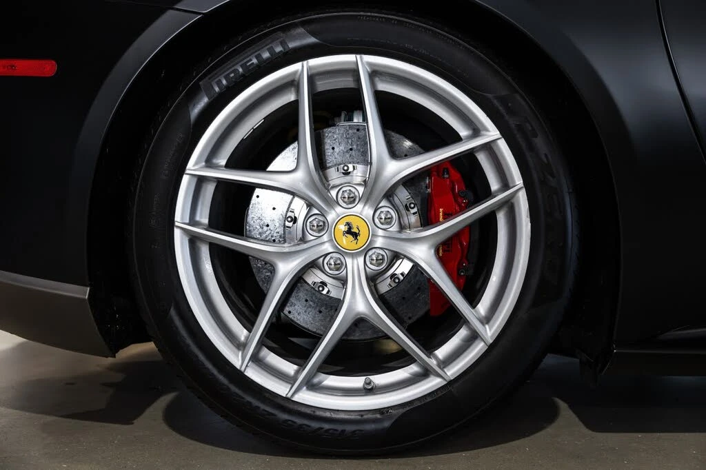 2014 Ferrari F12berlinetta - Image 30 of 31