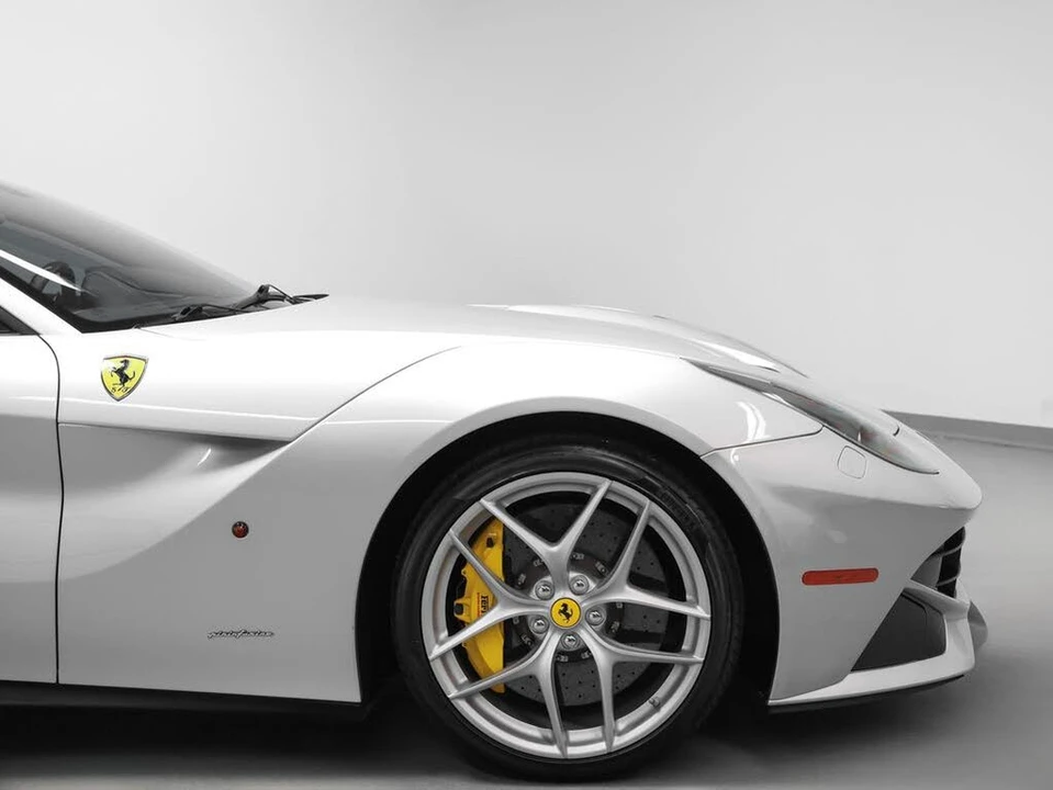 2014 Ferrari F12berlinetta - Image 11 of 31