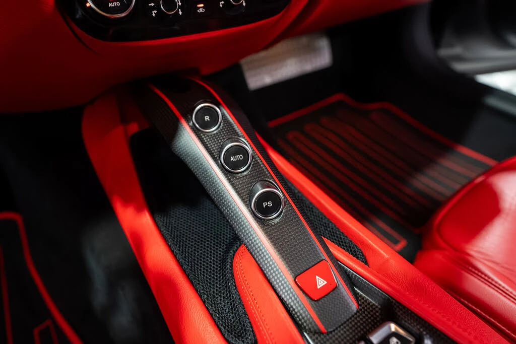 2014 Ferrari F12berlinetta - Image 19 of 31