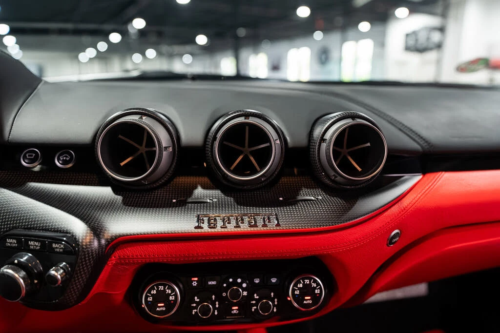 2014 Ferrari F12berlinetta - Image 17 of 31