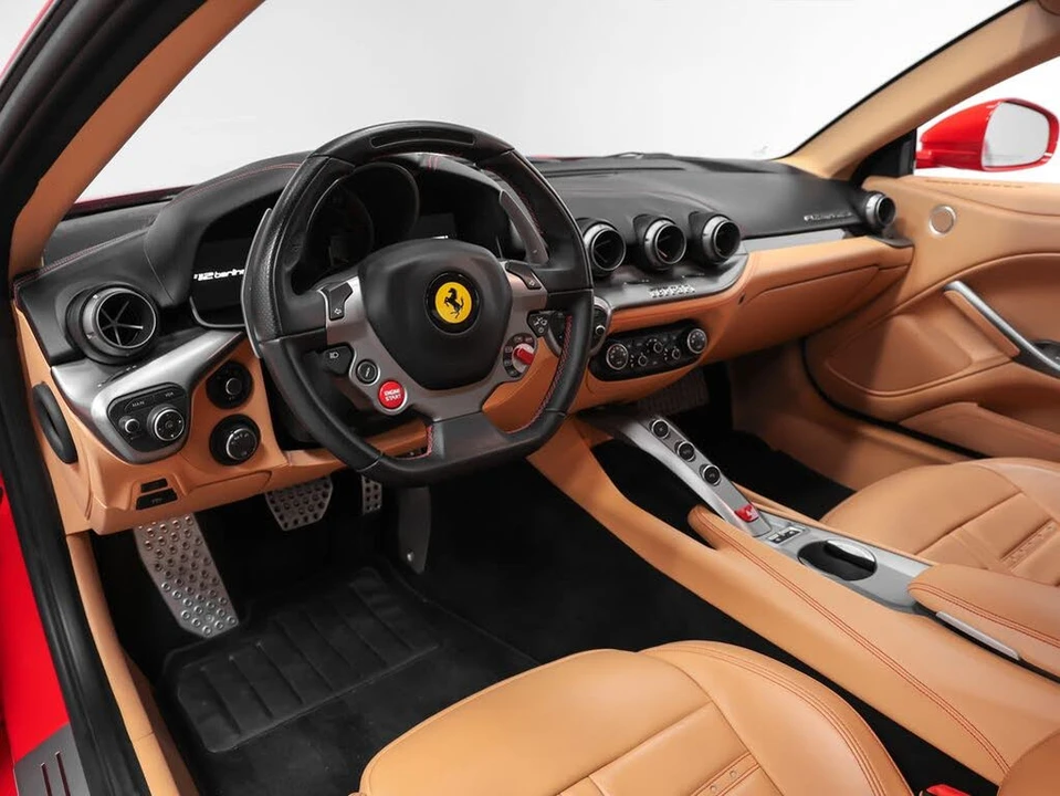 2014 Ferrari F12berlinetta - Image 2 of 31