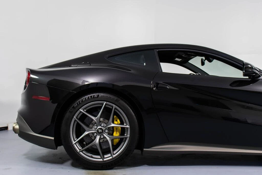 2014 Ferrari F12berlinetta - Image 17 of 31