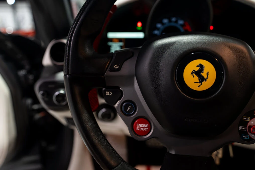 2014 Ferrari F12berlinetta - Image 15 of 31