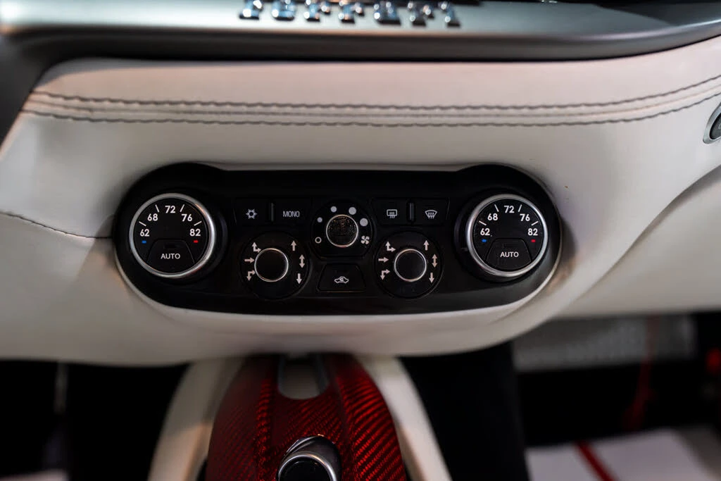 2014 Ferrari F12berlinetta - Image 19 of 31
