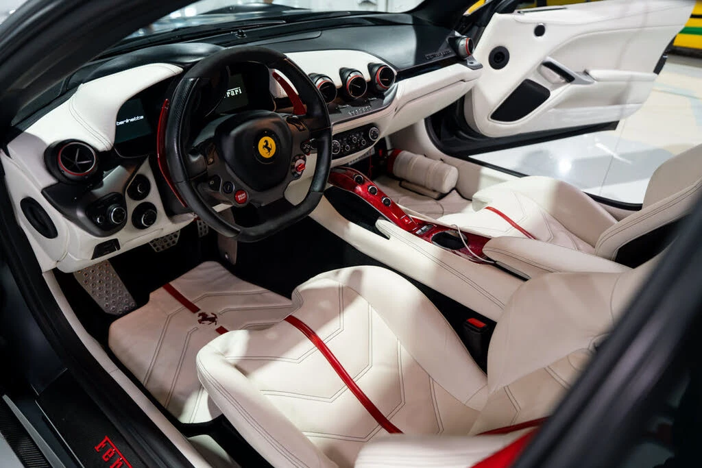 2014 Ferrari F12berlinetta - Image 9 of 31