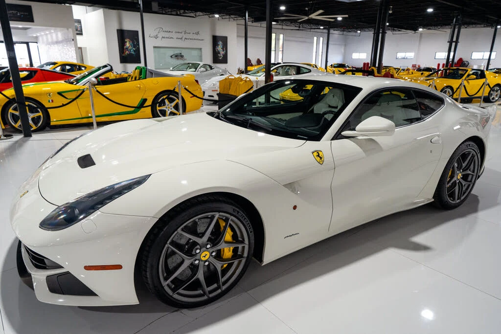 2014 Ferrari F12berlinetta - Image 3 of 31