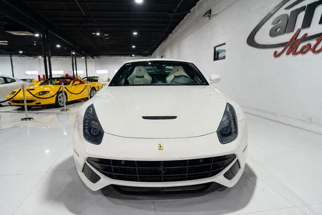 2014 Ferrari F12berlinetta - Image 2 of 31
