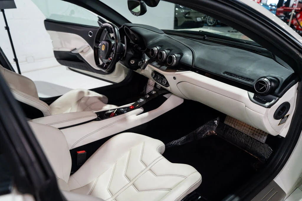 2014 Ferrari F12berlinetta - Image 11 of 31