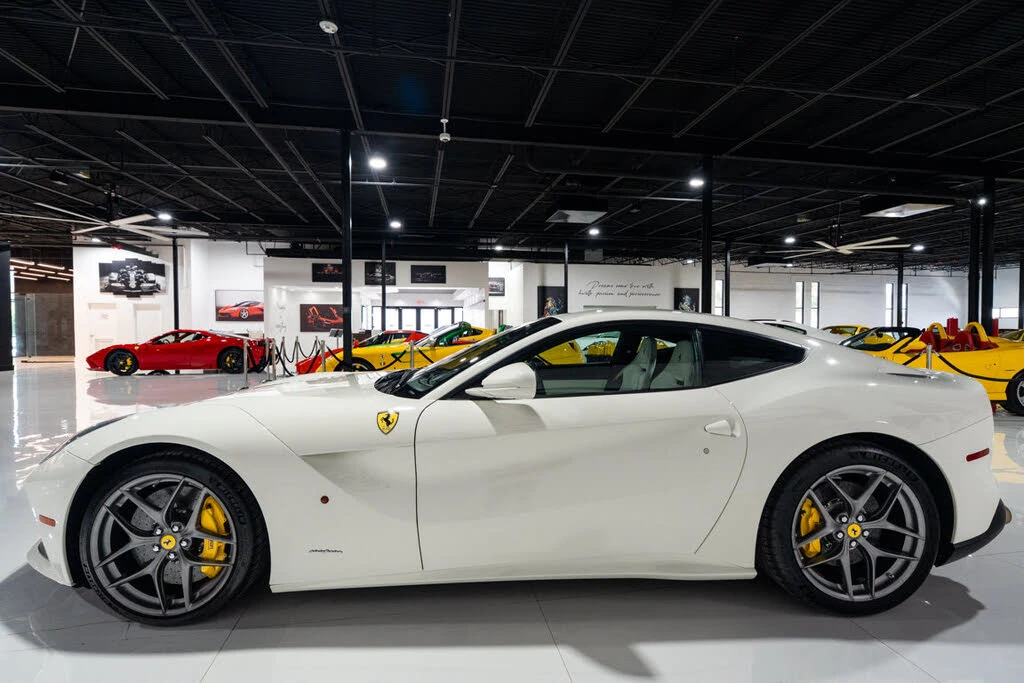 2014 Ferrari F12berlinetta - Image 4 of 31