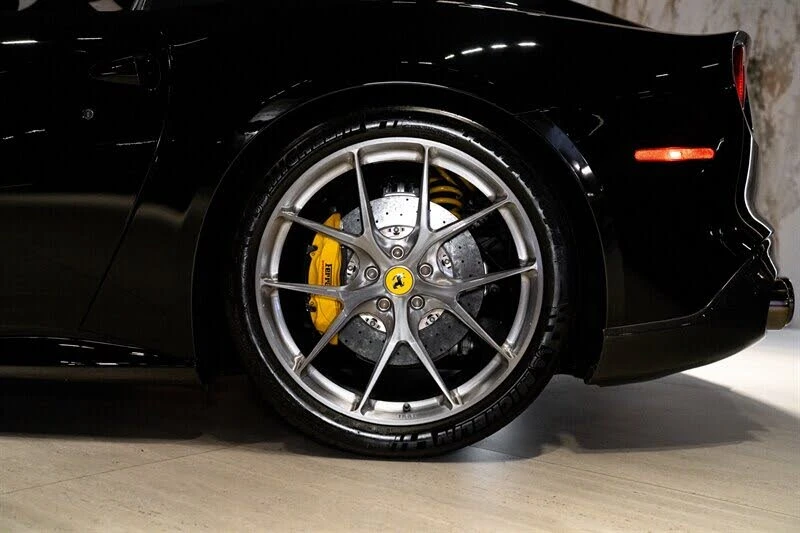 2014 Ferrari F12berlinetta - Image 15 of 31