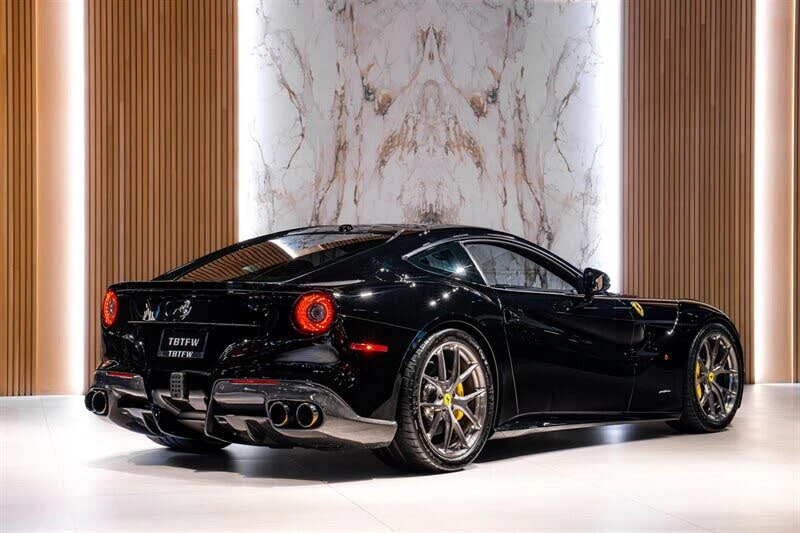 2014 Ferrari F12berlinetta - Image 3 of 31