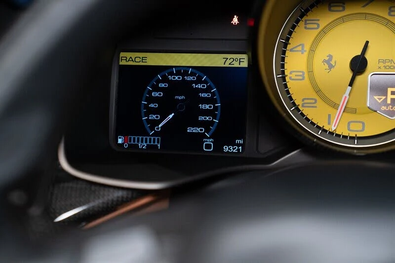 2014 Ferrari F12berlinetta - Image 28 of 31