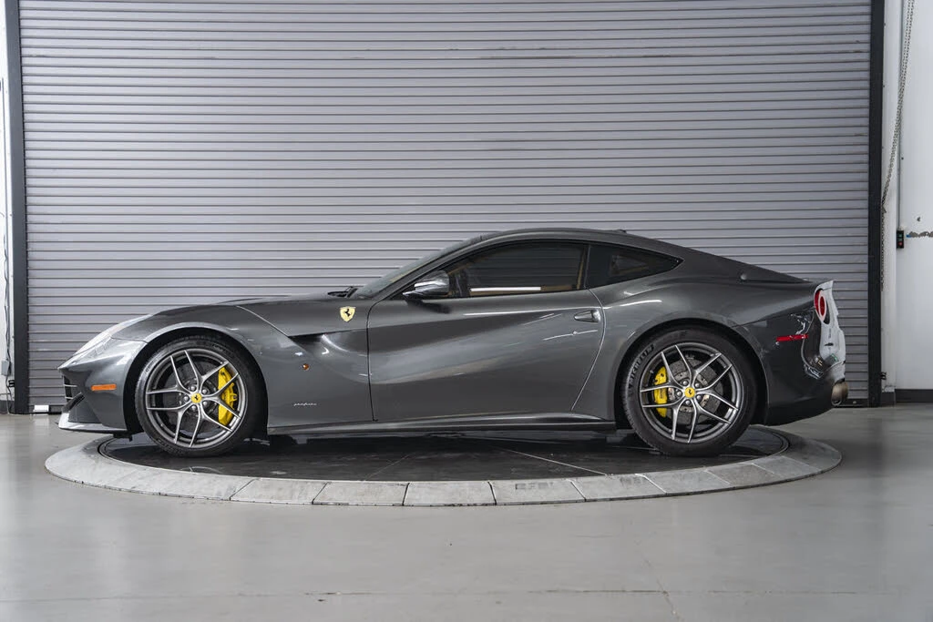 2014 Ferrari F12berlinetta - Image 2 of 31