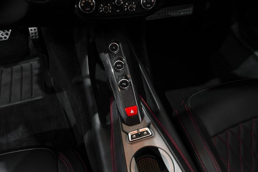 2014 Ferrari F12berlinetta - Image 10 of 21