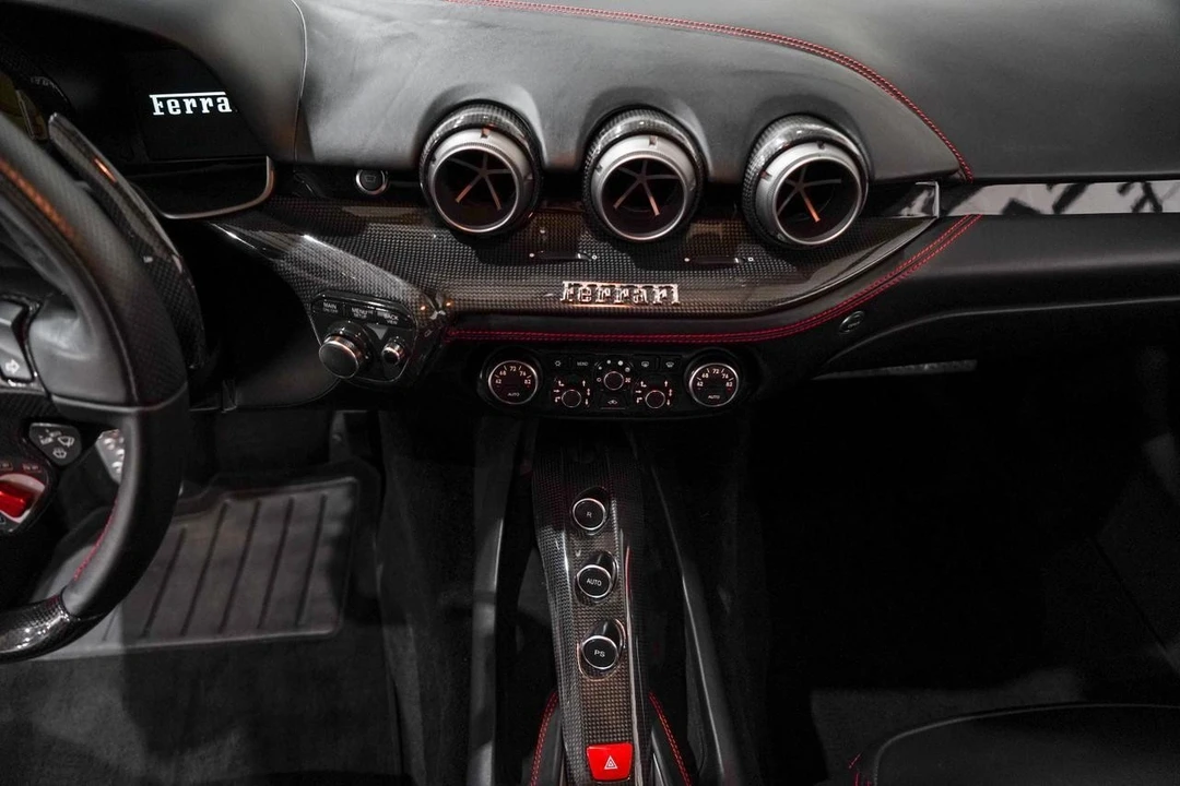 2014 Ferrari F12berlinetta - Image 9 of 21