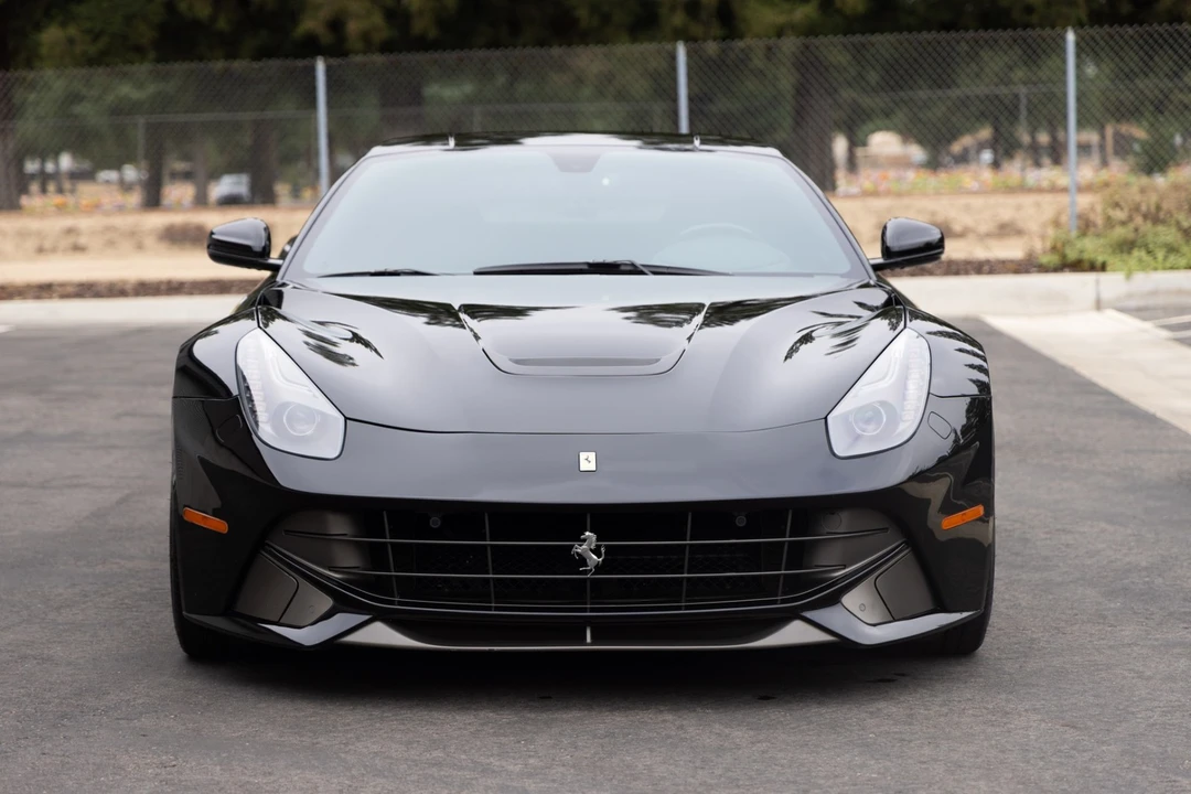 2014 Ferrari F12berlinetta - Image 3 of 12
