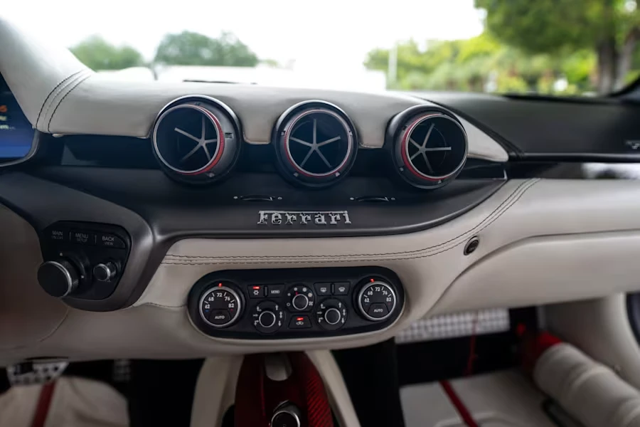 2014 Ferrari F12berlinetta - Image 16 of 20