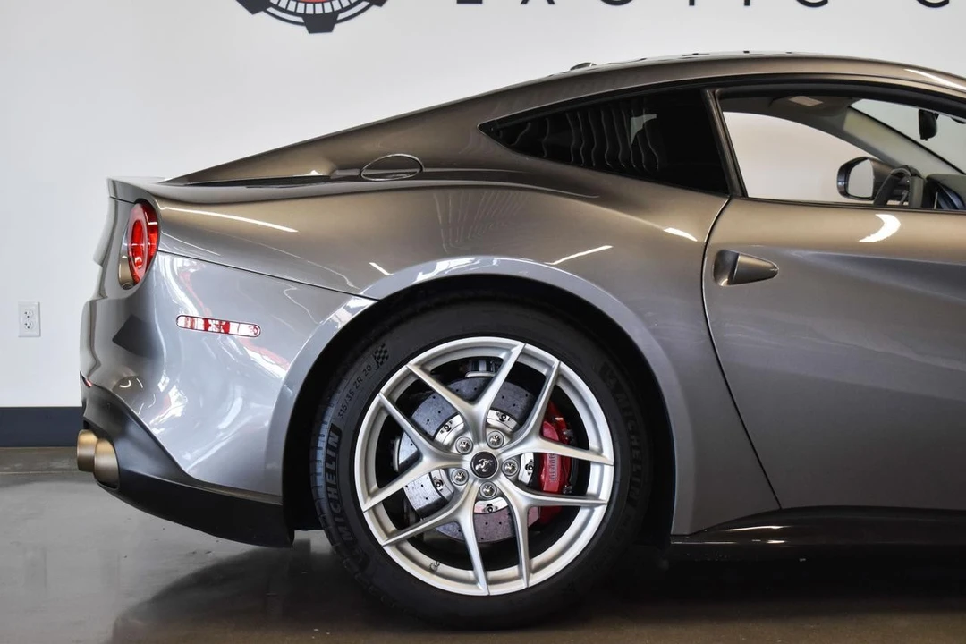 2014 Ferrari F12berlinetta - Image 17 of 21