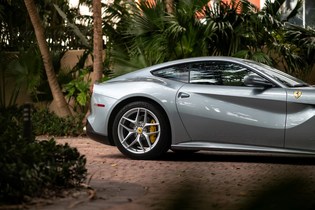 2014 Ferrari F12berlinetta - Image 16 of 31