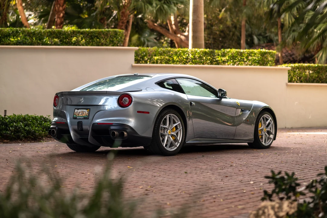 2014 Ferrari F12berlinetta - Image 27 of 31
