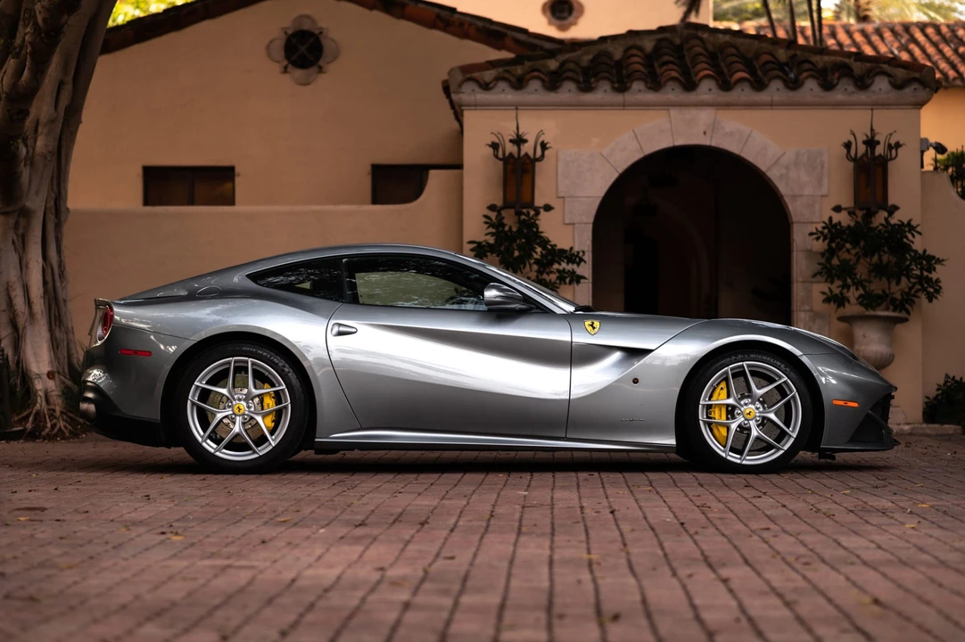 2014 Ferrari F12berlinetta - Image 29 of 31