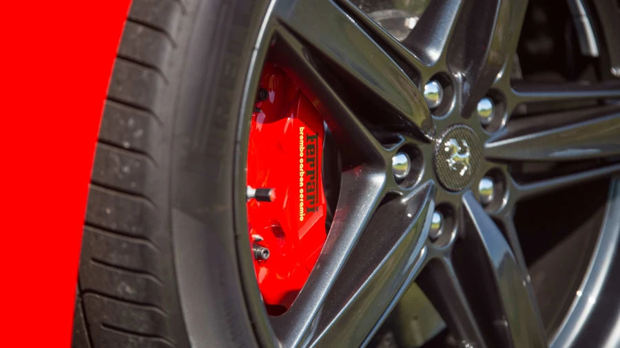 2014 Ferrari F12berlinetta - Image 15 of 20
