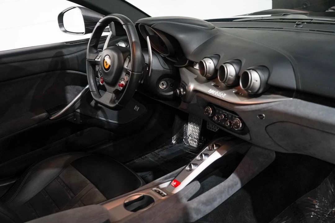 2014 Ferrari F12berlinetta - Image 15 of 21