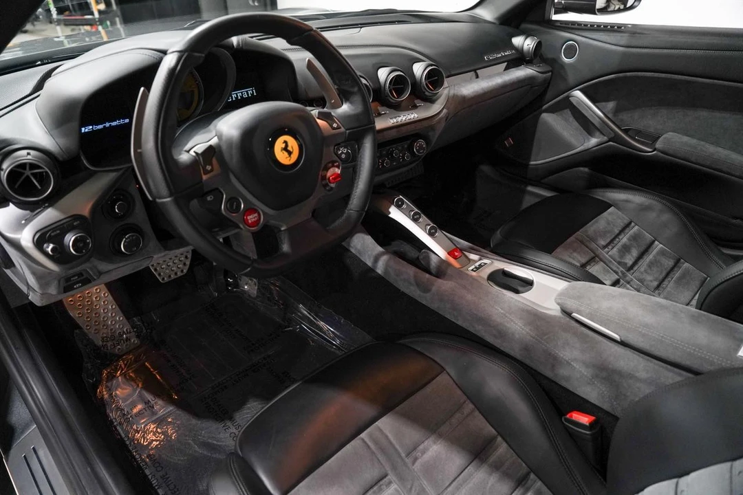 2014 Ferrari F12berlinetta - Image 2 of 31