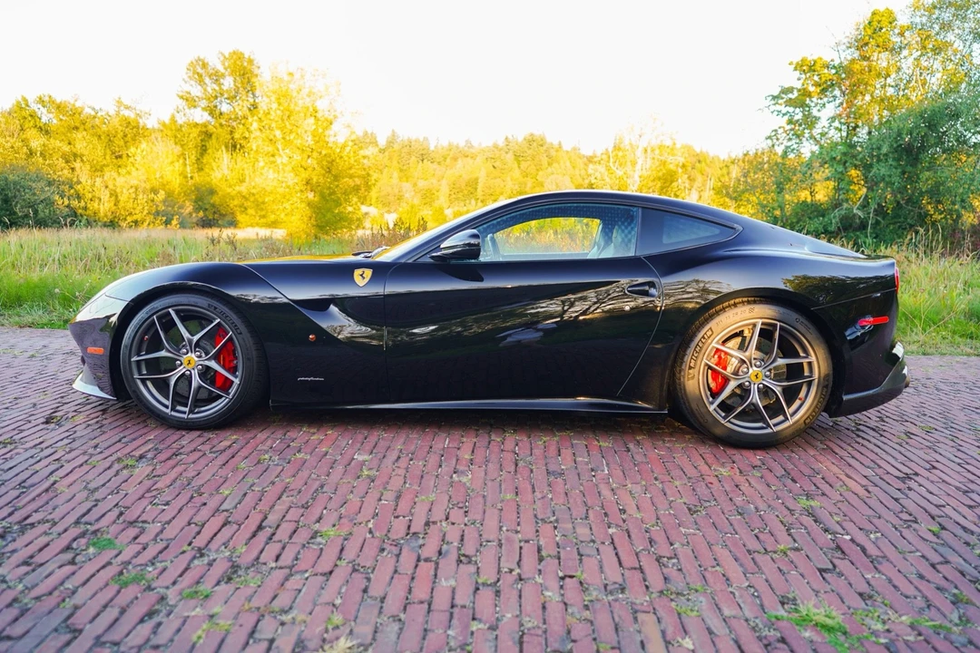 2014 Ferrari F12berlinetta - Image 5 of 25