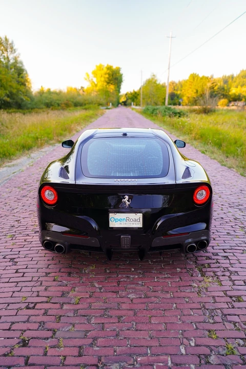 2014 Ferrari F12berlinetta - Image 4 of 25