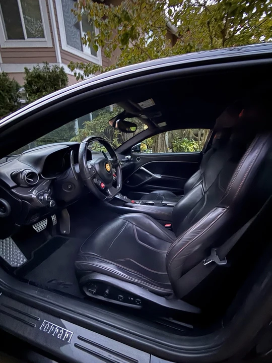 2014 Ferrari F12berlinetta - Image 22 of 25