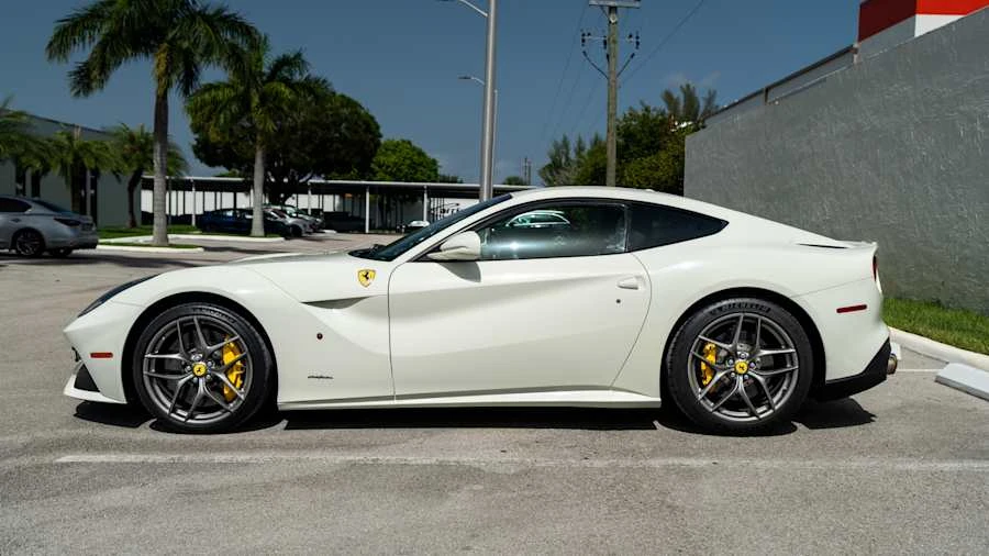 2014 Ferrari F12berlinetta - Image 9 of 23