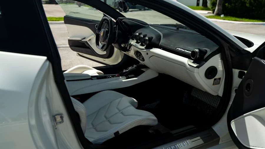 2014 Ferrari F12berlinetta - Image 12 of 23