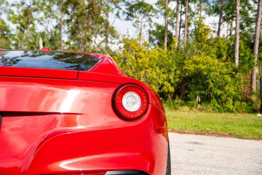 2014 Ferrari F12berlinetta - Image 11 of 21