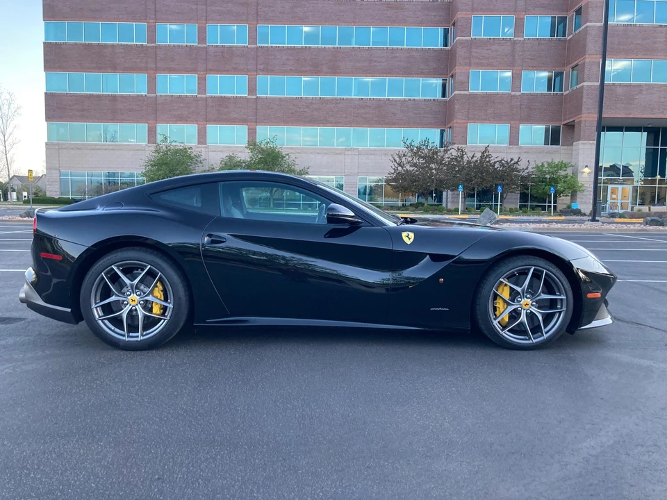 2014 Ferrari F12berlinetta - Image 25 of 31