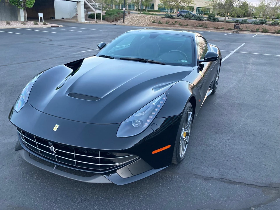2014 Ferrari F12berlinetta - Image 3 of 31