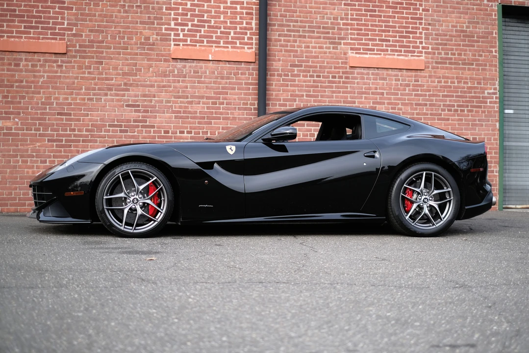 2014 Ferrari F12berlinetta - Image 19 of 31