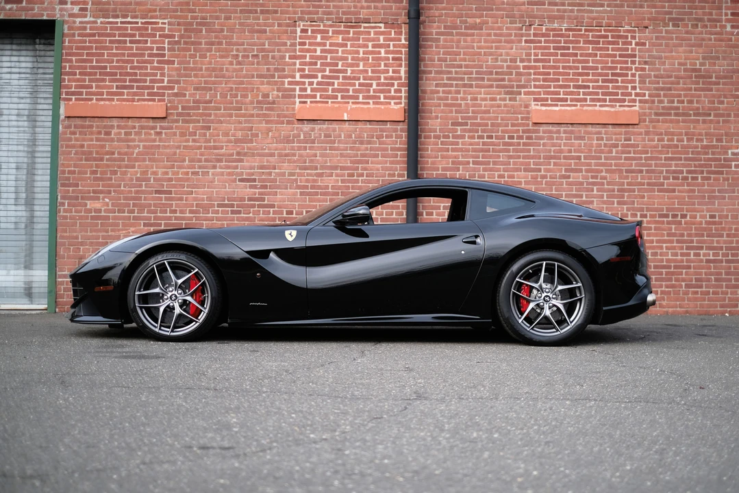 2014 Ferrari F12berlinetta - Image 18 of 31