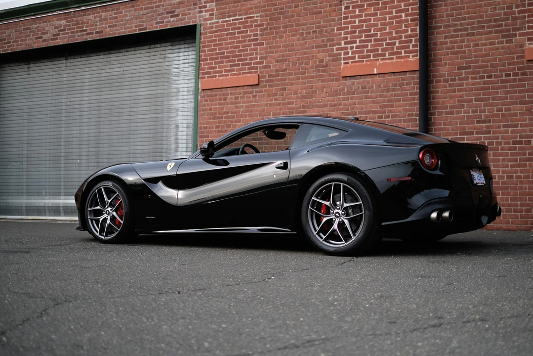 2014 Ferrari F12berlinetta - Image 16 of 31