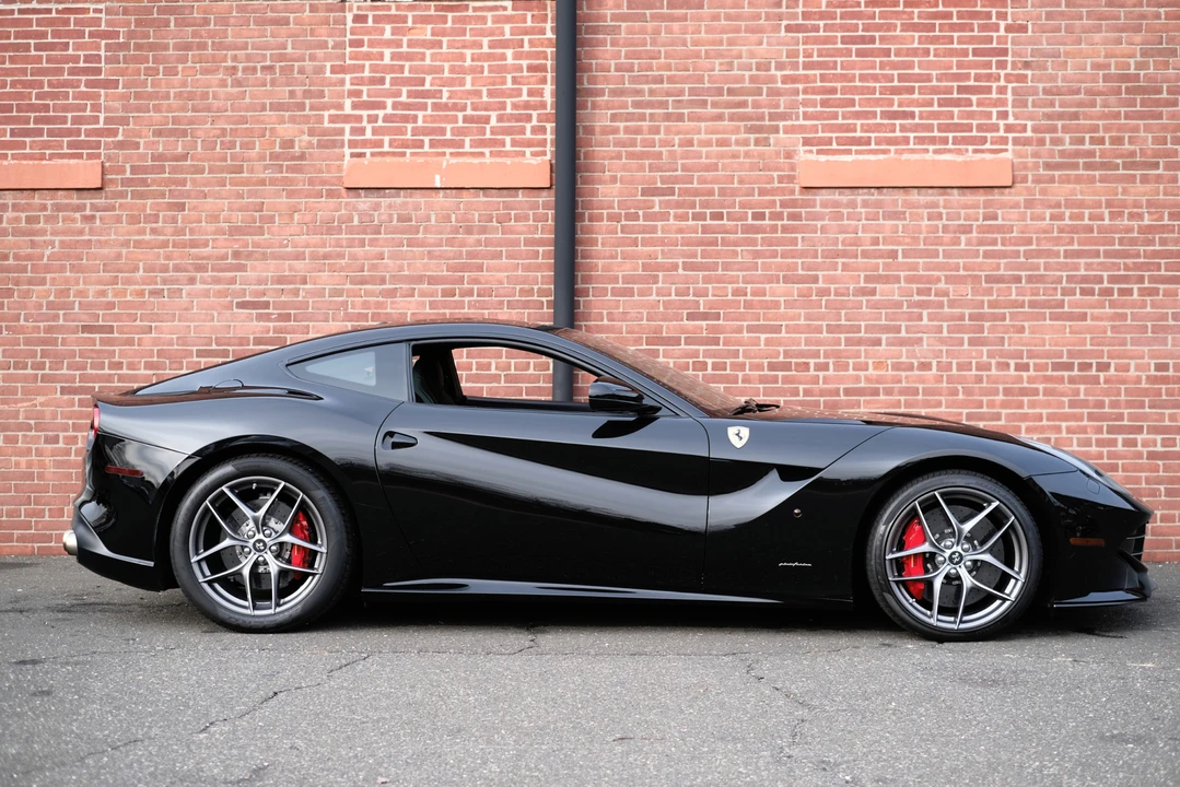 2014 Ferrari F12berlinetta - Image 6 of 31