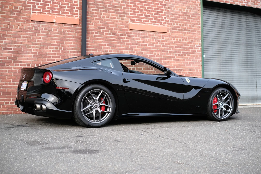 2014 Ferrari F12berlinetta - Image 7 of 31