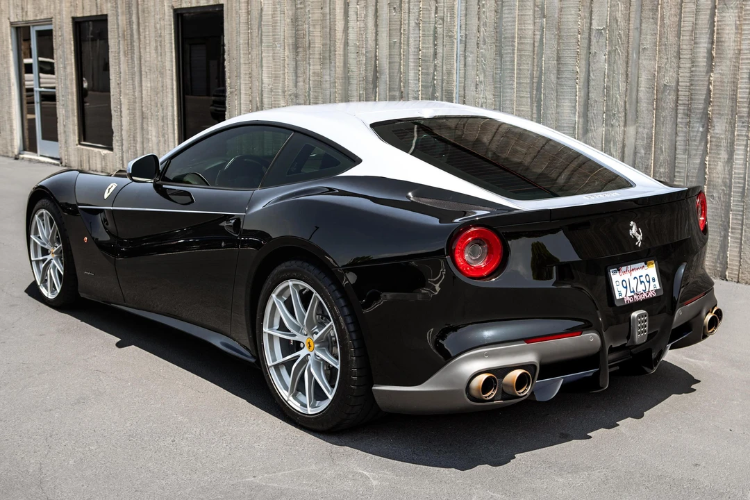 2014 Ferrari F12berlinetta - Image 4 of 28