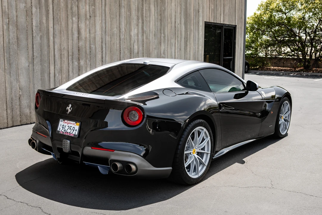 2014 Ferrari F12berlinetta - Image 7 of 28