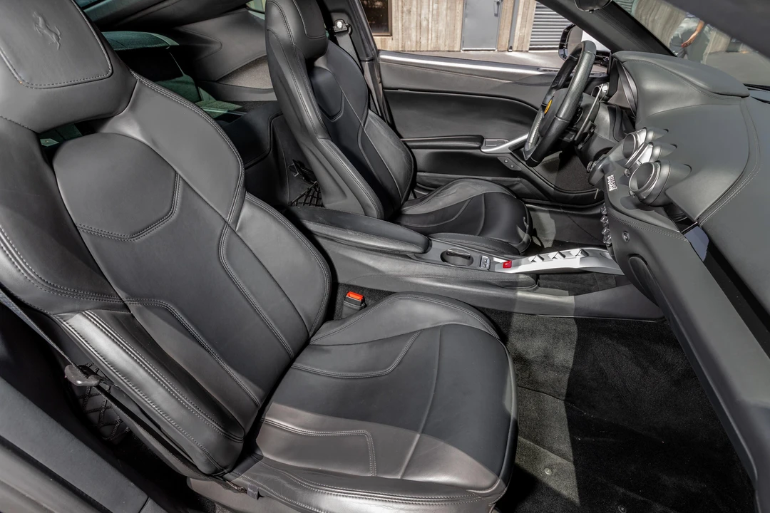 2014 Ferrari F12berlinetta - Image 27 of 28