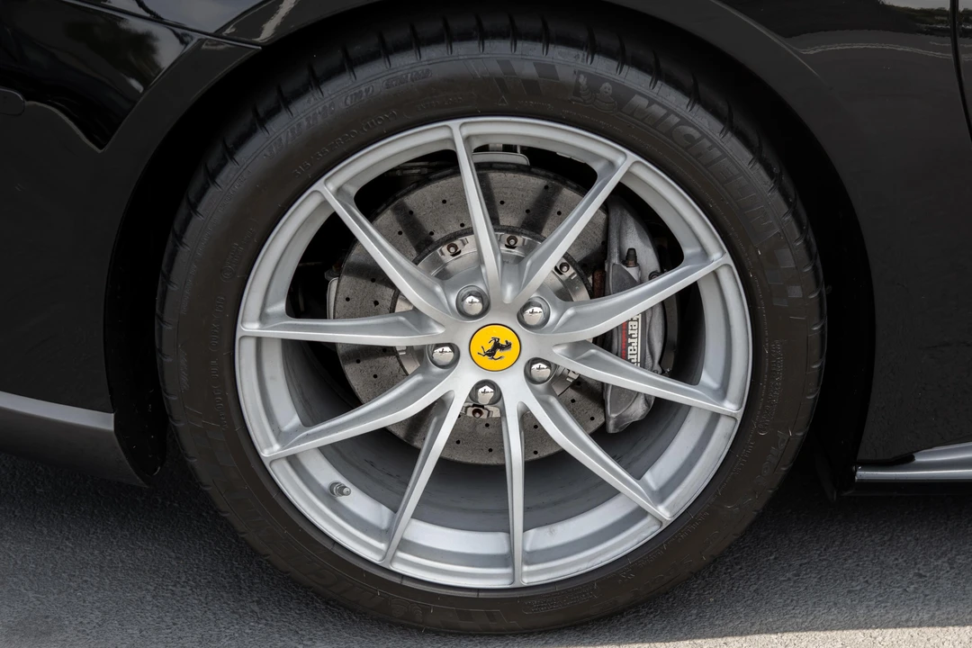 2014 Ferrari F12berlinetta - Image 22 of 28