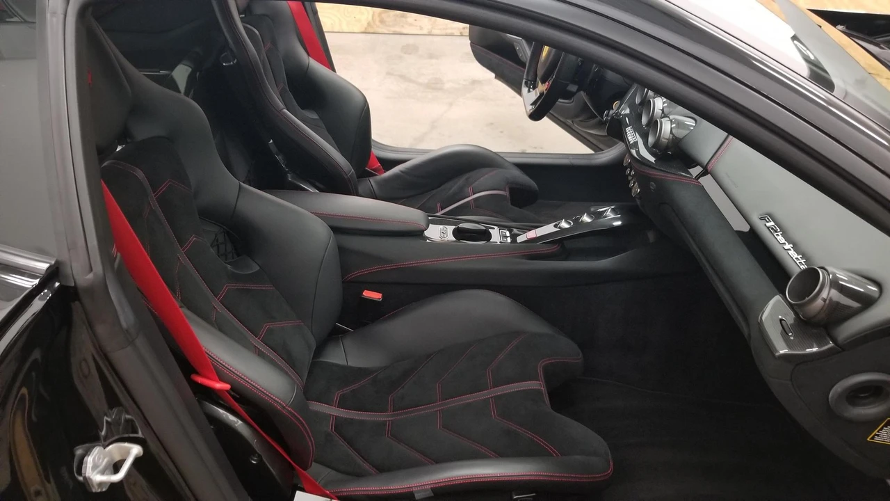 2014 Ferrari F12berlinetta - Image 22 of 27
