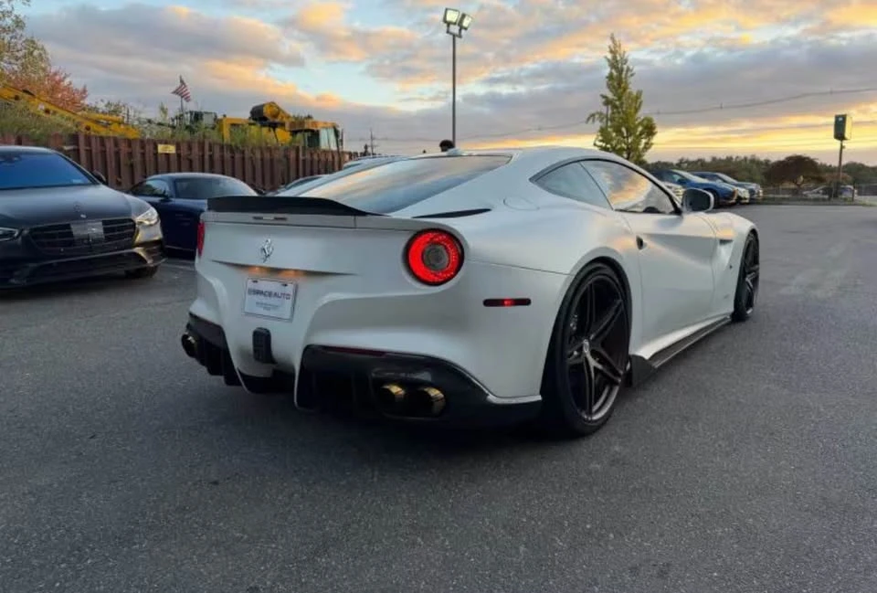 2014 Ferrari F12berlinetta - Image 3 of 6