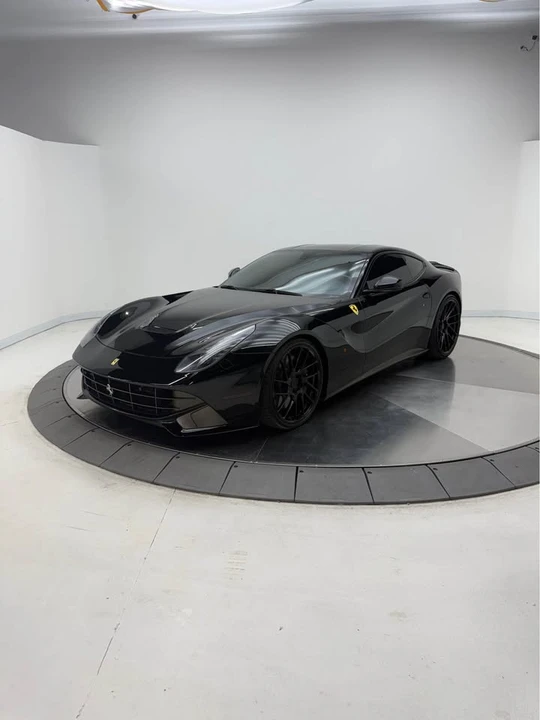 2014 Ferrari F12berlinetta - Image 3 of 13